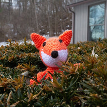Load image into Gallery viewer, DIY Fox Stuffed Animal Knit & Crochet Kit