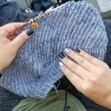 Load image into Gallery viewer, Better Hair Baggy Beanie Knit Pattern