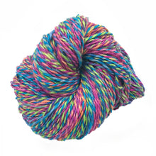 Load image into Gallery viewer, Festive Scallop Garland Crochet Kit