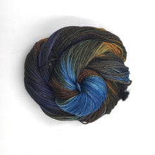 Load image into Gallery viewer, Streamside Merino Wool Shawl Crochet Kit