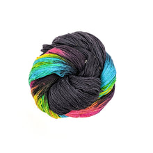 Load image into Gallery viewer, Gleeful Hummingbirds Wrap Crochet Kit
