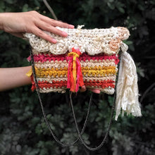 Load image into Gallery viewer, Sun Burst Clutch Crochet Pattern
