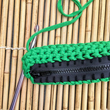 Load image into Gallery viewer, Color Block Cotton Fanny Pack Crochet Pattern
